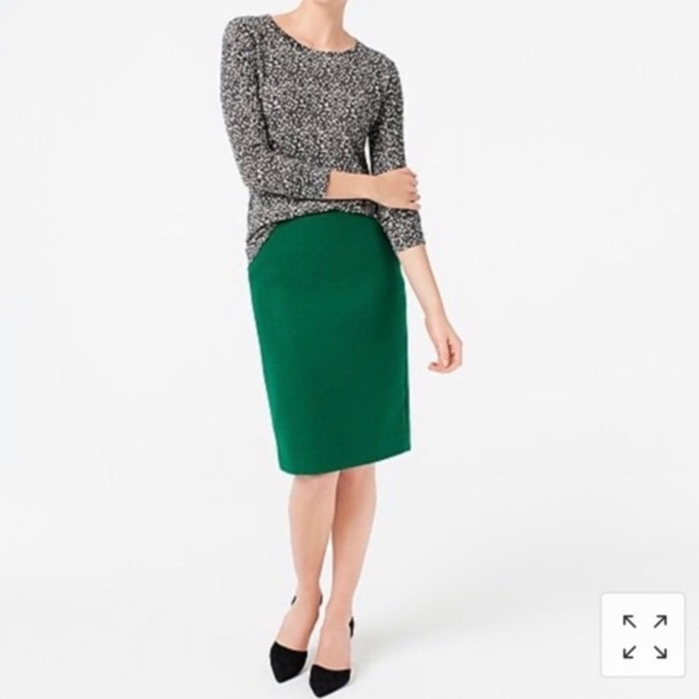 NWT J. Crew double Serge wool pencil skirt in Forest Green 12 Petite